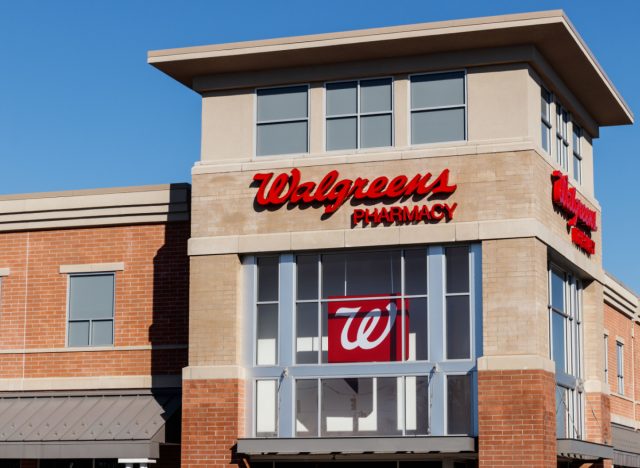 walgreens exterior