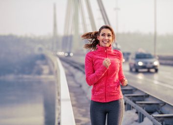 woman on winter run, concept of rules to get into shape after break